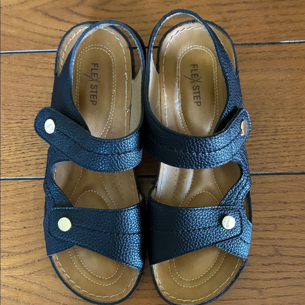 Flex Step Women's Black Comfort Strap Sandals
